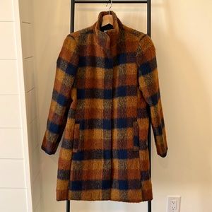 Light fall/winter coat